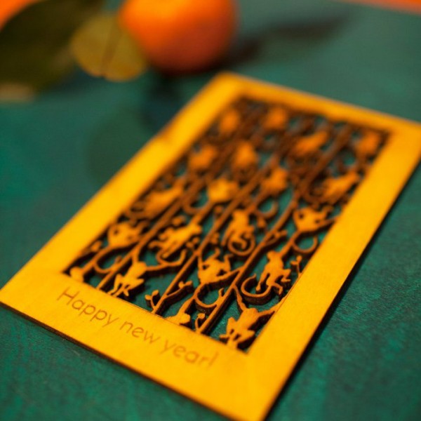 BAOBAB: авторская открытка из дерева Обезьянки