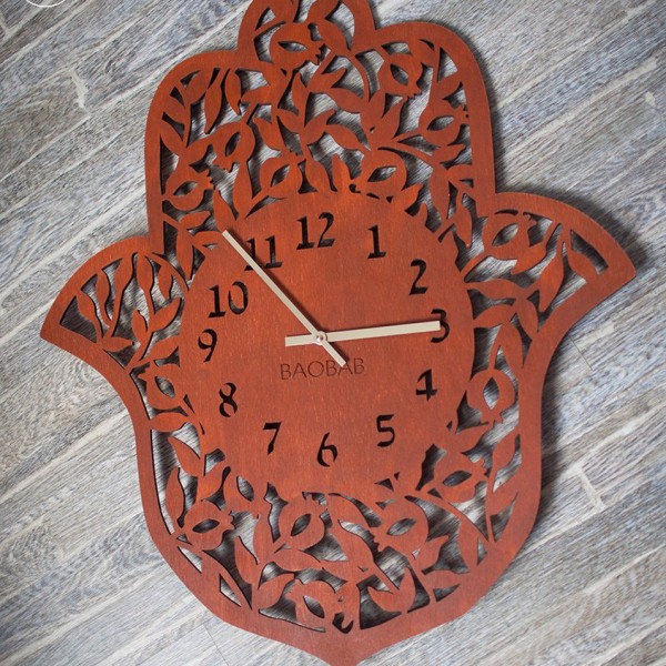 BAOBAB: настенные часы из дерева Хамса