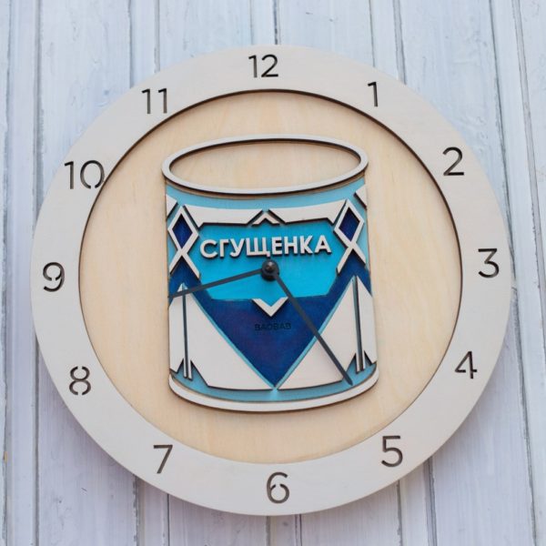 BAOBAB: wall clock made of wood condensed milk